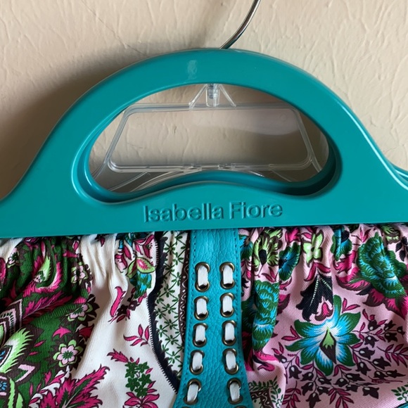 Isabella Fiore Swiss Miss Wood Handle Frame bag - Picture 12 of 16